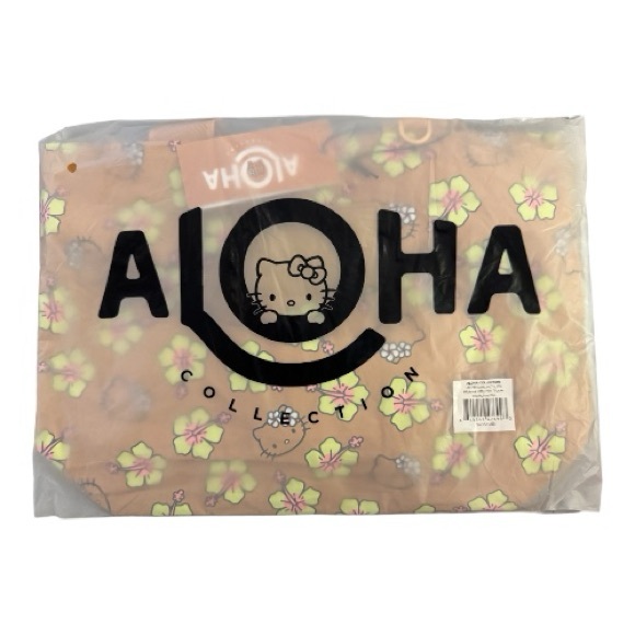 ALOHAS Tan and Green Floral Tote - Picture 4 of 5